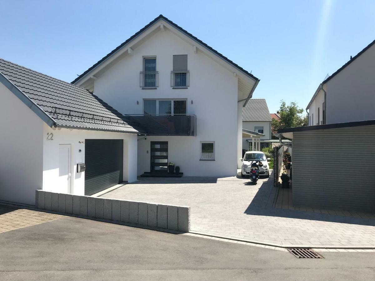 Ferienwohnung Am Zeppelin Hangar FDH Exterior foto